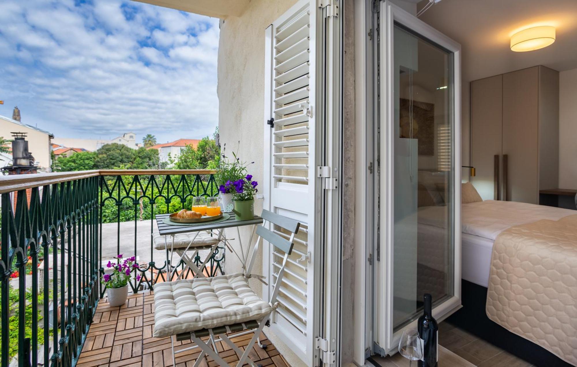 Luxury Lifestyle Rooms Spalato Esterno foto