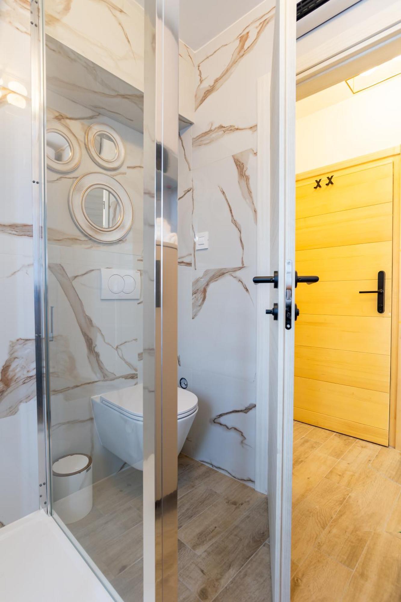 Luxury Lifestyle Rooms Spalato Esterno foto